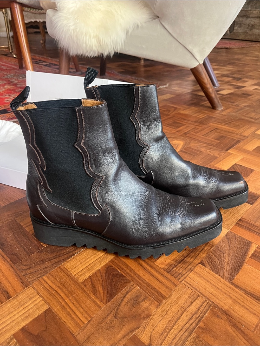 TOGA VIRILIS CHELSEA BOOT dark brown 
MENS 46